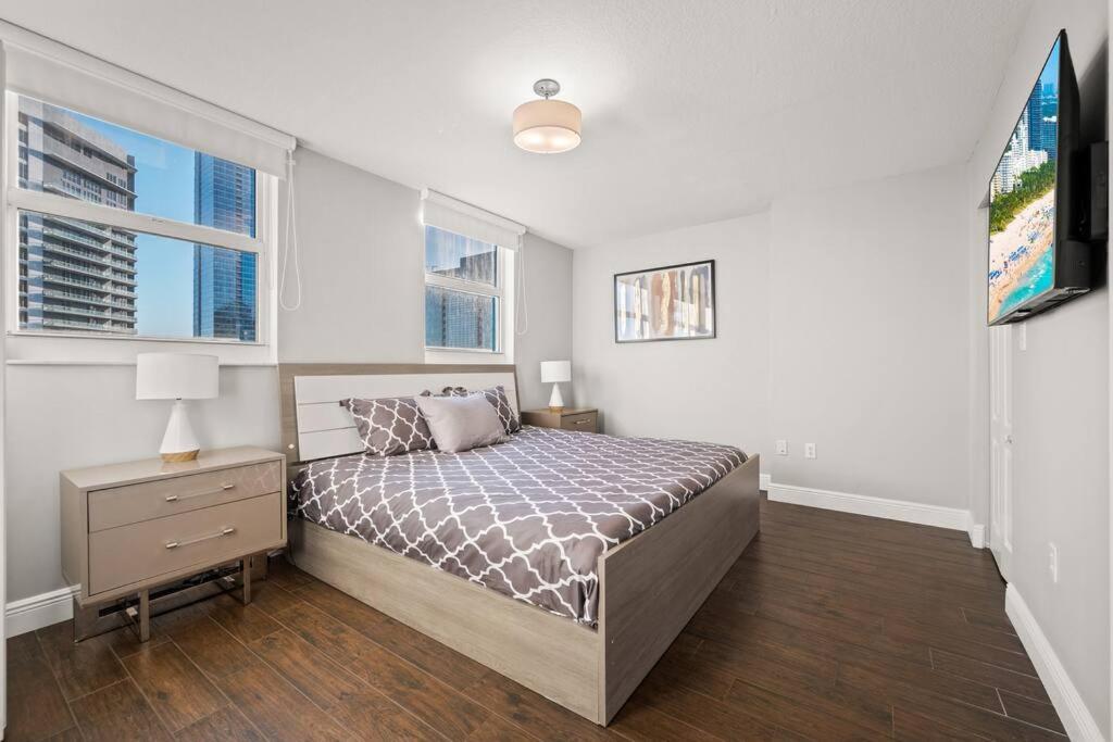 Ocean View 35Th Floor, In The Heart Of Miami Apartment Exterior photo