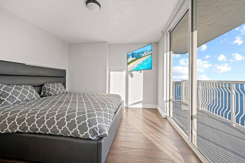 Ocean View 35Th Floor, In The Heart Of Miami Apartment Exterior photo