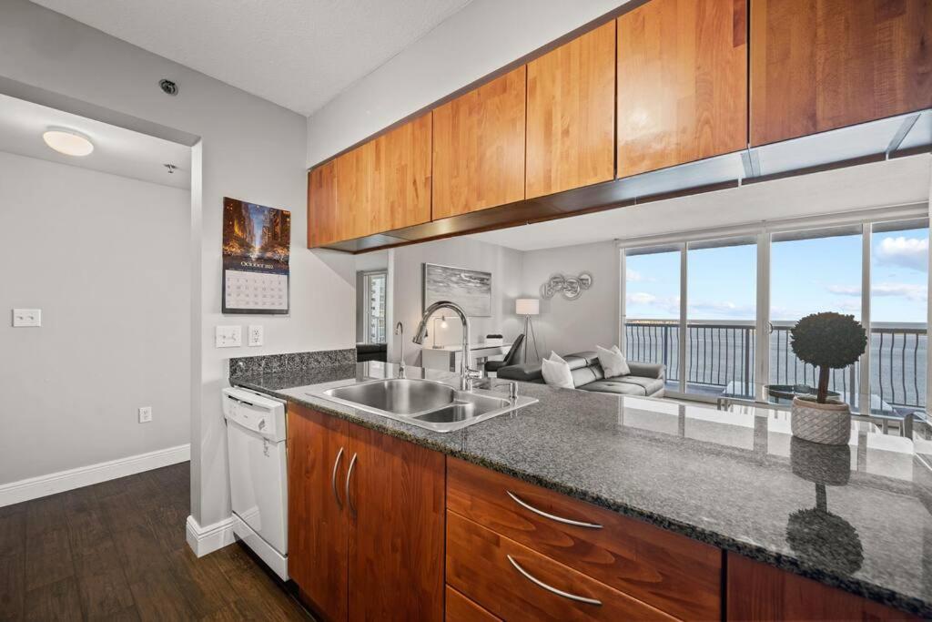 Ocean View 35Th Floor, In The Heart Of Miami Apartment Exterior photo